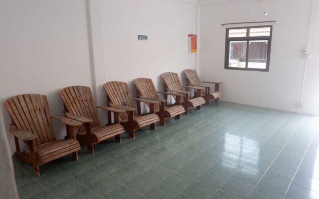 Jaya Hostel & Guesthouse