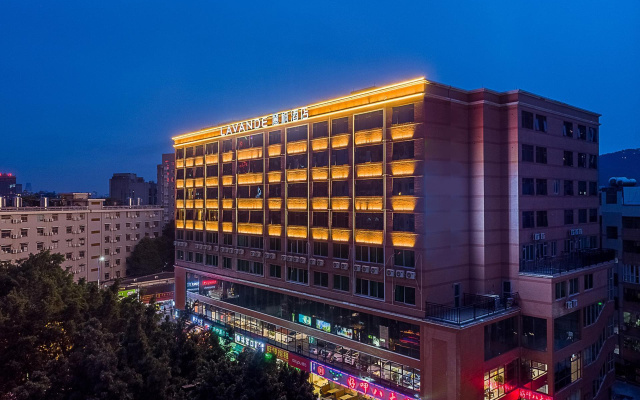 Lavande Hotels(Guangzhou tianpingjia subway station store)