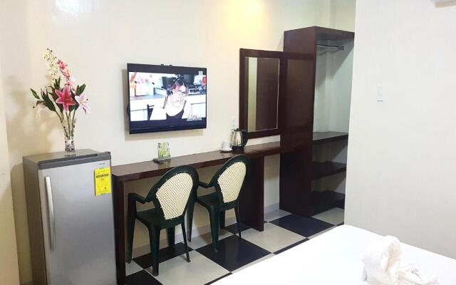 OYO 922 Fap Executive Hotel