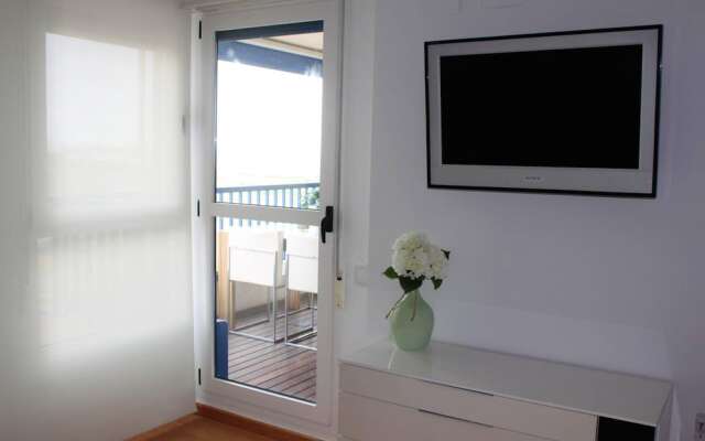 Apartment with One Bedroom in Alboraia, with Wonderful Sea View, Shared Pool, Furnished Terrace - 100 M From the Beach