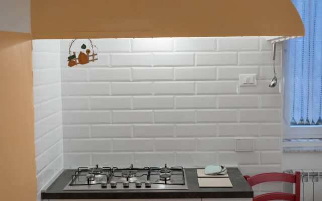 Piazzetta Cornelia Romana