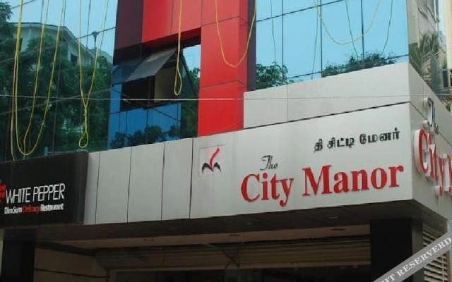 The City Manor by OYO Rooms