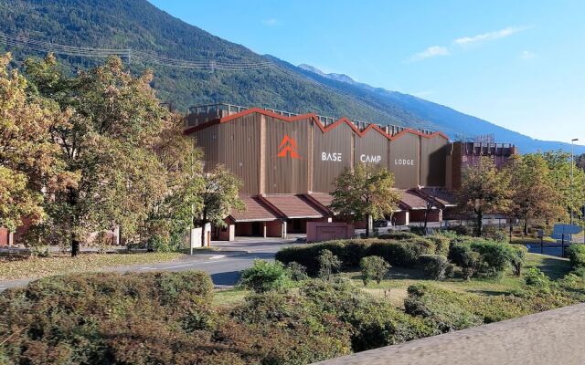 Base Camp Lodge - Albertville