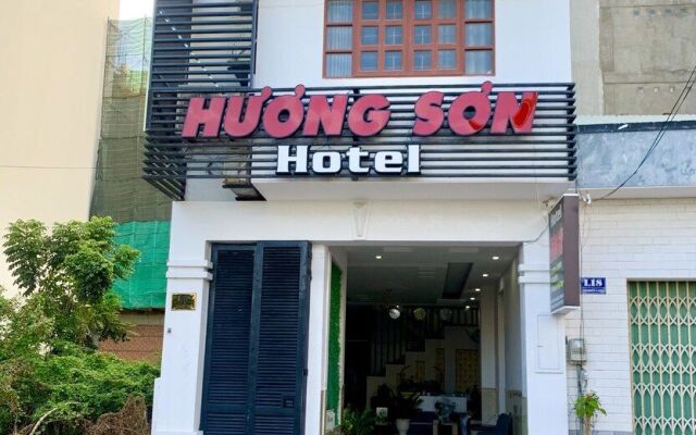 Huong Son Hotel