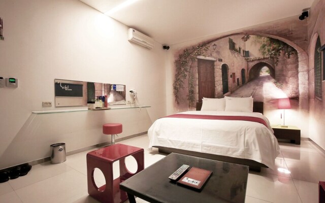 Suyu Solid Hotel