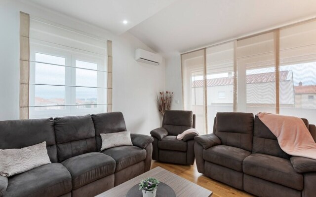 Penthouse Milda 4 Up To 6 Guests, Zadar