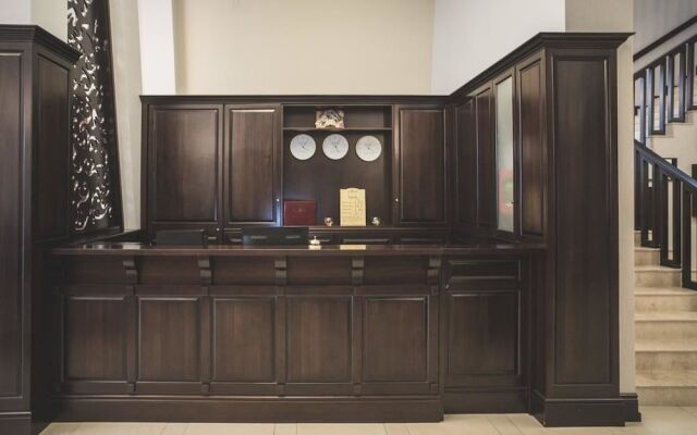 Rediu Hotel & Restaurant