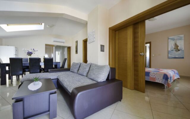 Apartment Tanja Maslenica