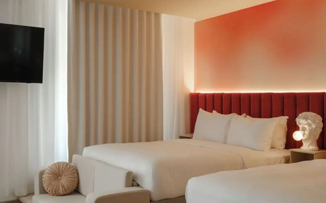 Rose Hôtel Invisible