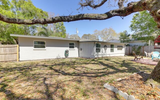 Pet-friendly Largo Escape w/ Fire Pit!