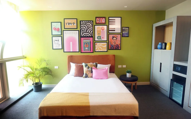 Seven Stays Maadi