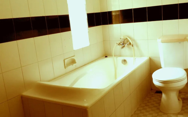 Hotel Lestari Near Lippo Plaza Mall Jember