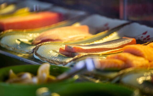 Wyndham Grand Plaza Royale Shuangyue Bay