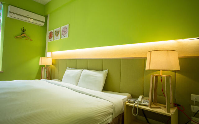 Young Motel