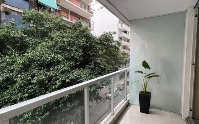 Olive Ayacucho Modern Studio in Recoleta