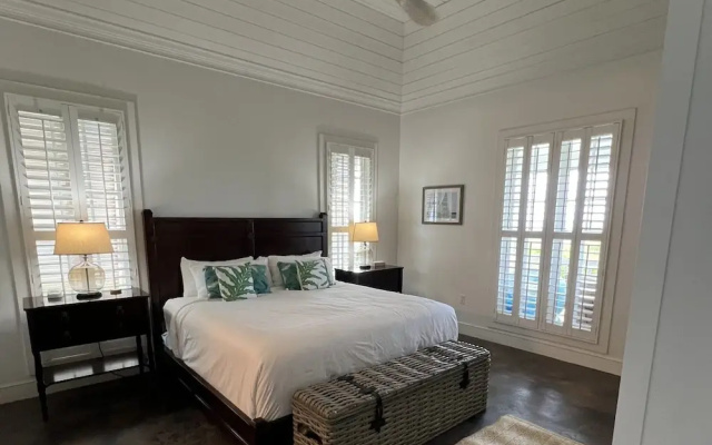 French Leave South Beach Dogtrot Villa 2 Bedroom Villa