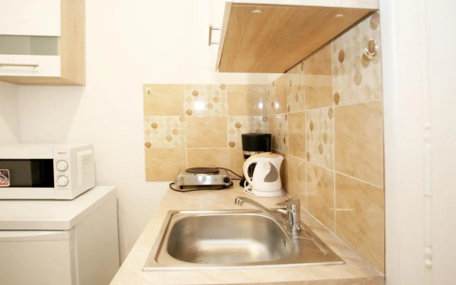 Ariel Studio Close to St. Stephen Basilica