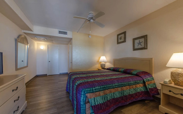 Royal Hawaiian Motel