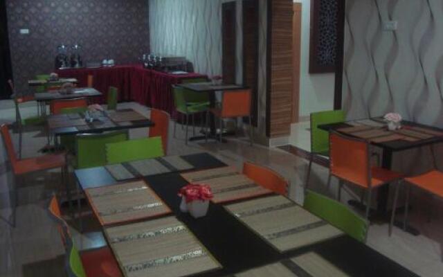 Hotel Grand Kartika