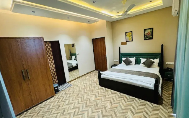 Hotel Hari leela fort view palace