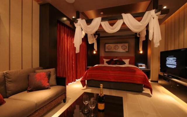 HOTEL W - Adults Only