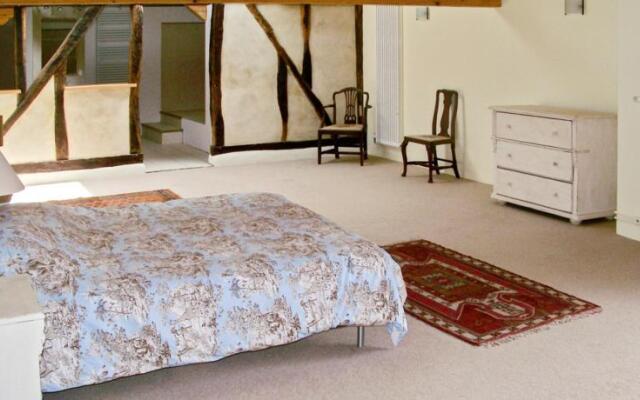 HomeRez - farmhouse Maison Verger