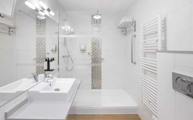 Royal Regency Paris Vincennes