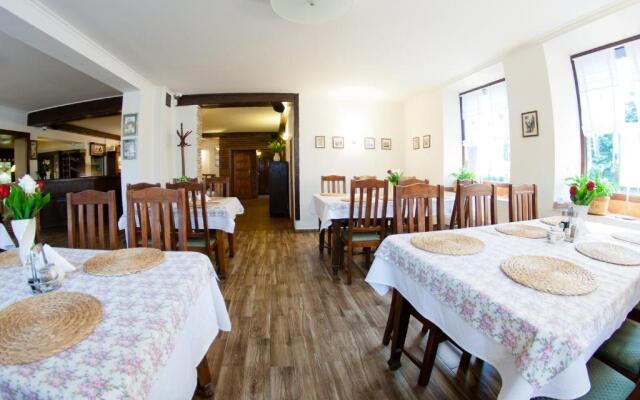 Zajazd I Restauracja Mat