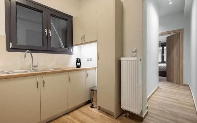 Phaedrus Living Pagkrati Modern Grove