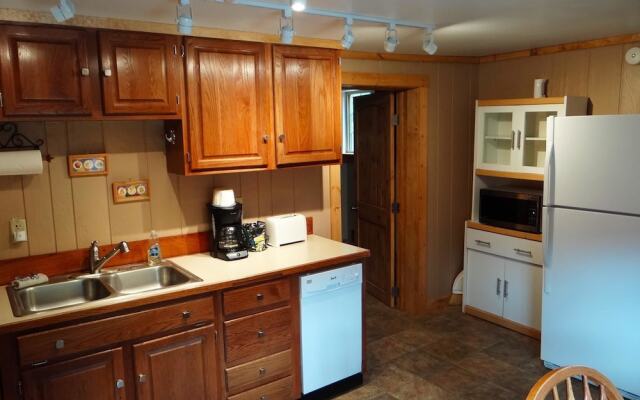 Historic Tamarack Lodge and Cabins