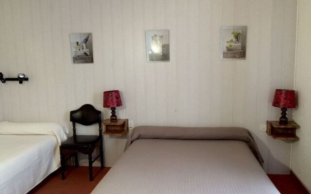 Logis Hôtel Chez la Mère Dépalle