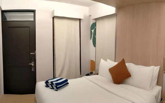 The Henry Resort Taramindu Laiya