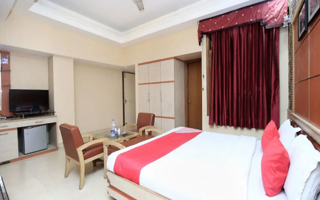 OYO 15906 Hotel Majha Flavours