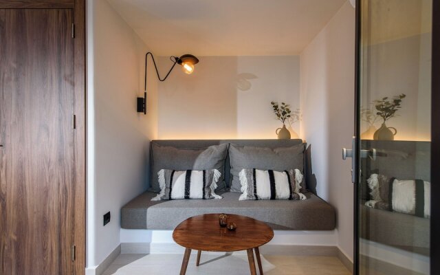 Soleil Rooms and Suites