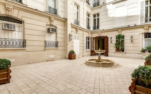 Sweet Inn Apartments Champs Elyses(Various Addresses)