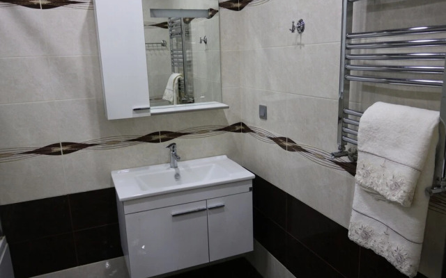 Al Khaleej City Center Apr