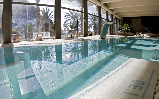 LIVVO Lago Taurito Hotel & Aquapark - All Inclusive