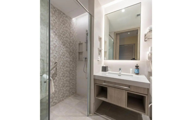 Sunway Hotel Big Box