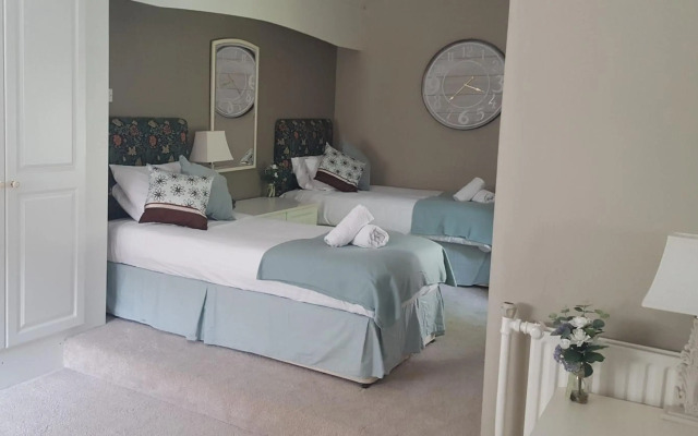 Plas Maenan Country House