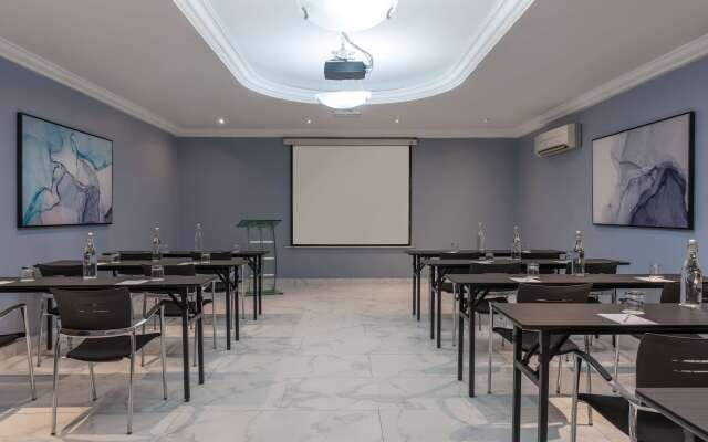 Park Inn by Radisson Serviced Apartments, Lagos Victoria Island