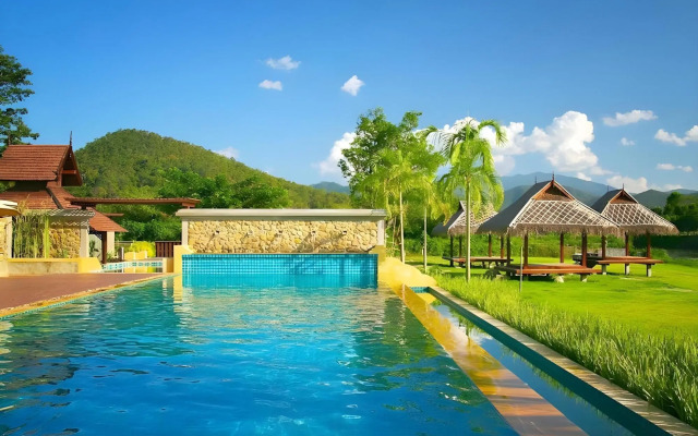 Pai Hotsprings Spa Resort