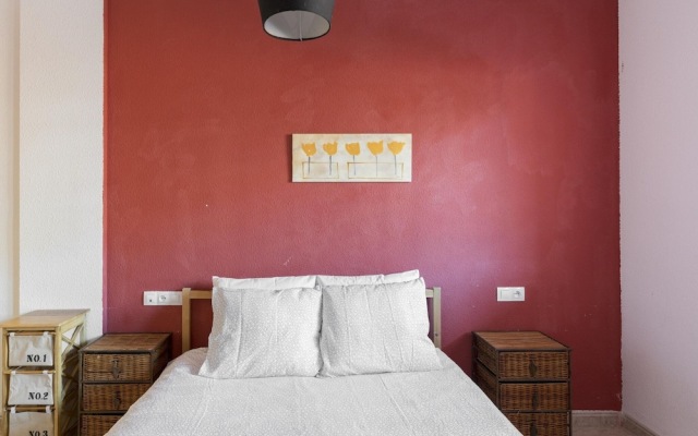 Lovely Holiday Home in Almeria near Sea Beach