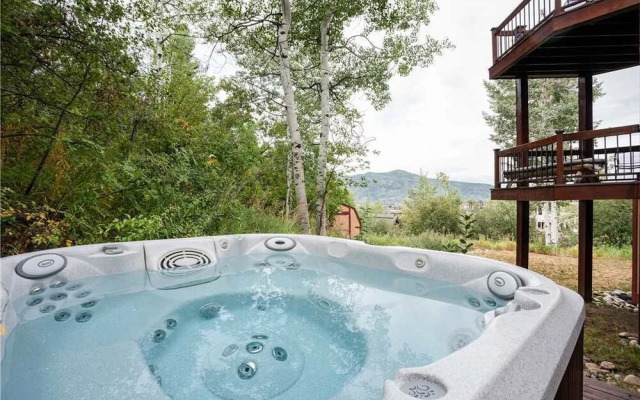 Churchill Lodge South