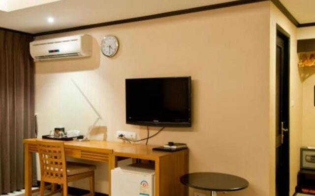 Avana Hotel and Convention Center (SHA Plus+)