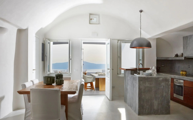 Villa Aura