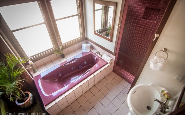 Poipu Bed & Breakfast Inn