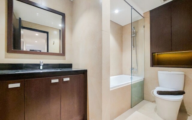 Modern Look And Spacious 2Br The Branz Bsd Apartment