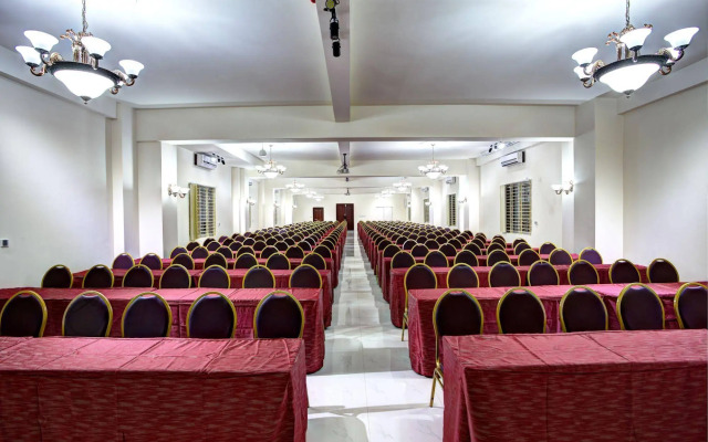La Rose Hotel