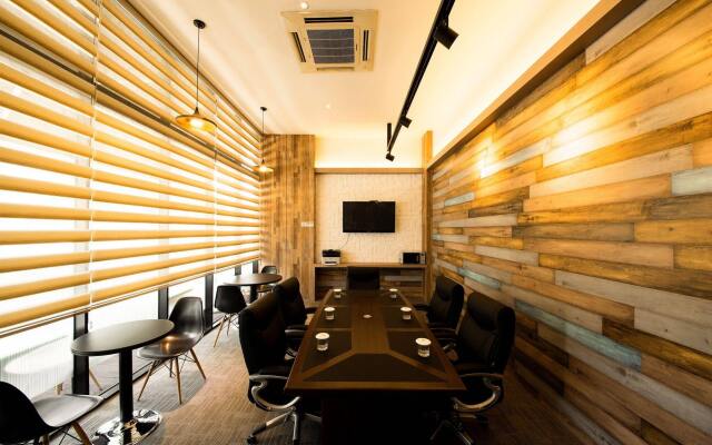 Smart Tourist Hotel