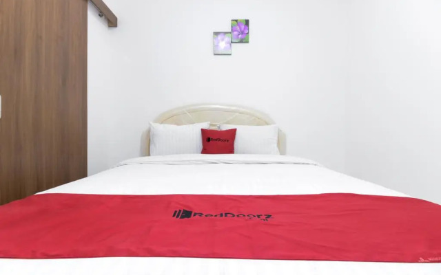 RedDoorz near Mall Of Indonesia